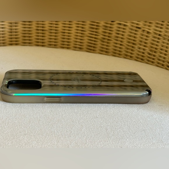 Paris Hilton Lumee Halo Holographic Selfie Cell Case Fits Apple 12 Pro Max - Picture 9 of 15